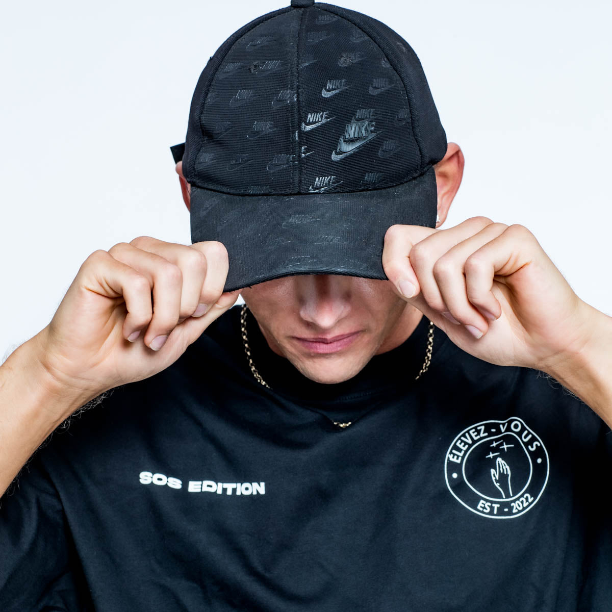 ÉLEVEZ-VOUS "SOS Edition" T-Shirt – Summit of Style